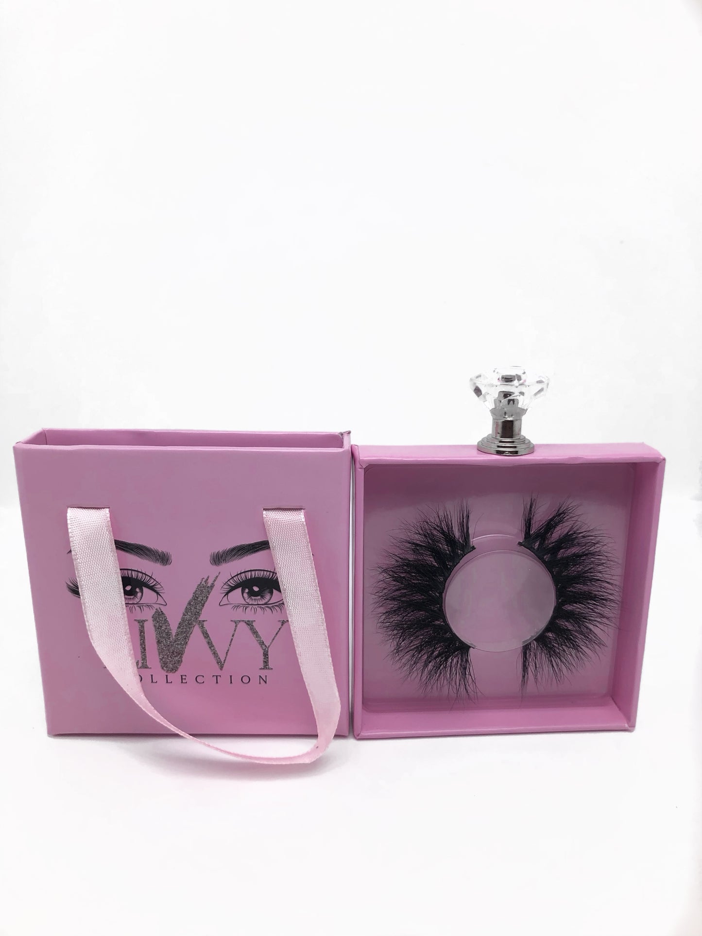 CONFIDENT | LASHES